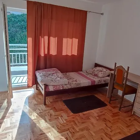 Apartament Apartment Foca